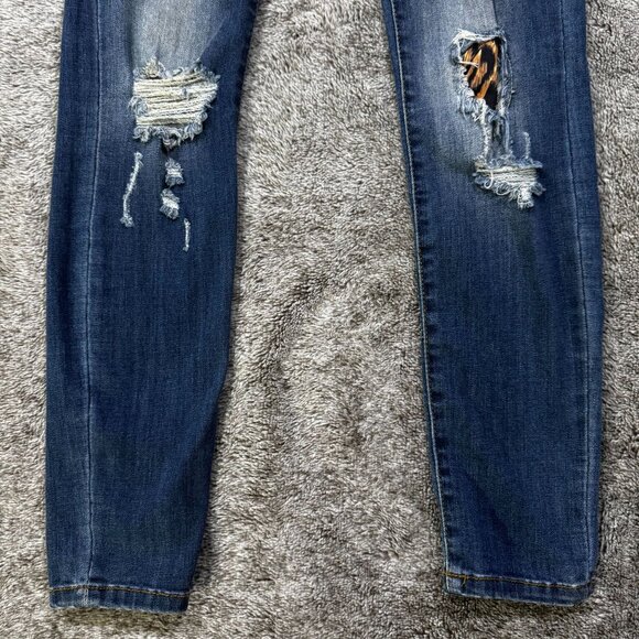 Judy Blue Jeans Sz 1/25 Distressed Leopard Print - Picture 2 of 8